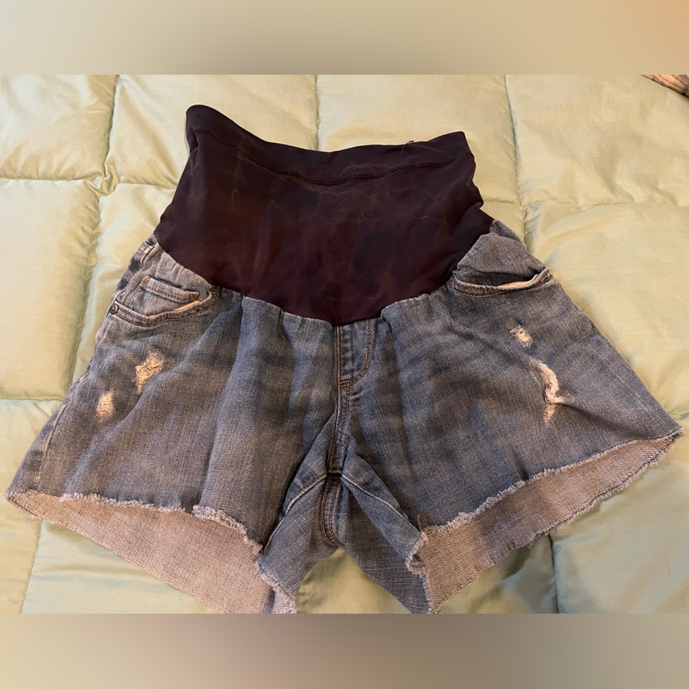 Large maternity jeans shorts